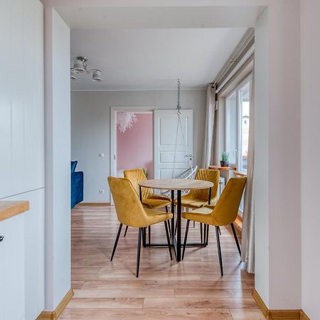 Kesklinna majutus Hapsal Exteriör bild